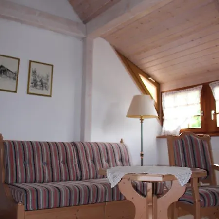 ホテル Wasserstelz Historisches Genusshotel & Restaurant Am Rhein 3*