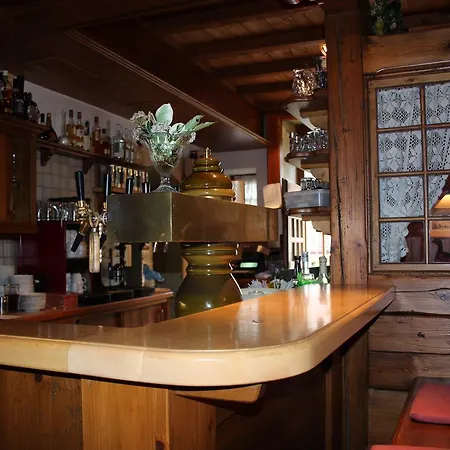 ホテル Wasserstelz Historisches Genusshotel & Restaurant Am Rhein 3*